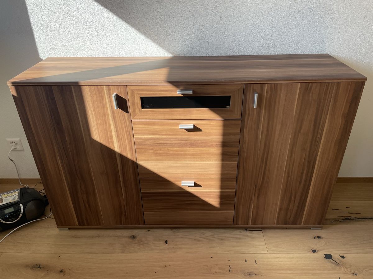 Cassettiere: Sideboard in Nussbaumoptik – Usato da Gränichen venduto da Miwei 1