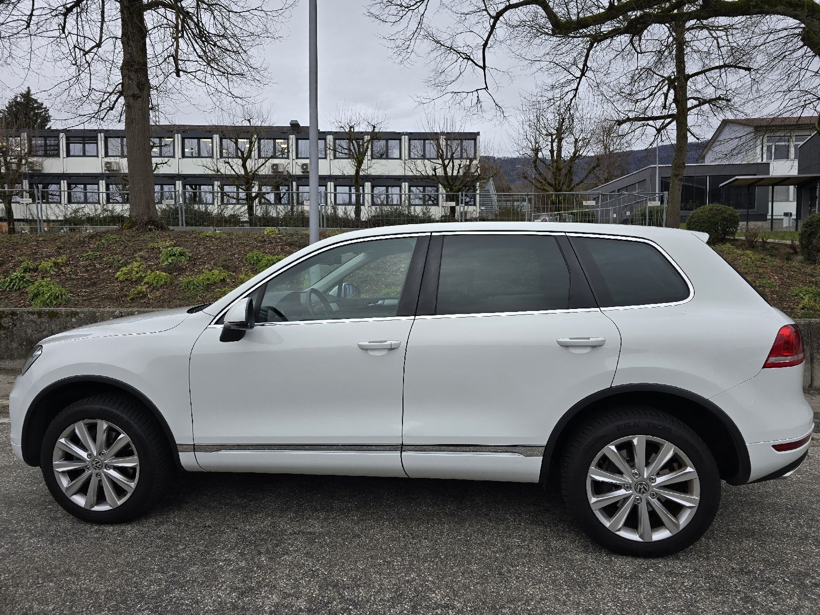 VW Automobili: Vw Touareg 3.0Tdi V6 – Usato da Herzogenbuchsee venduto da zor_6xph 6