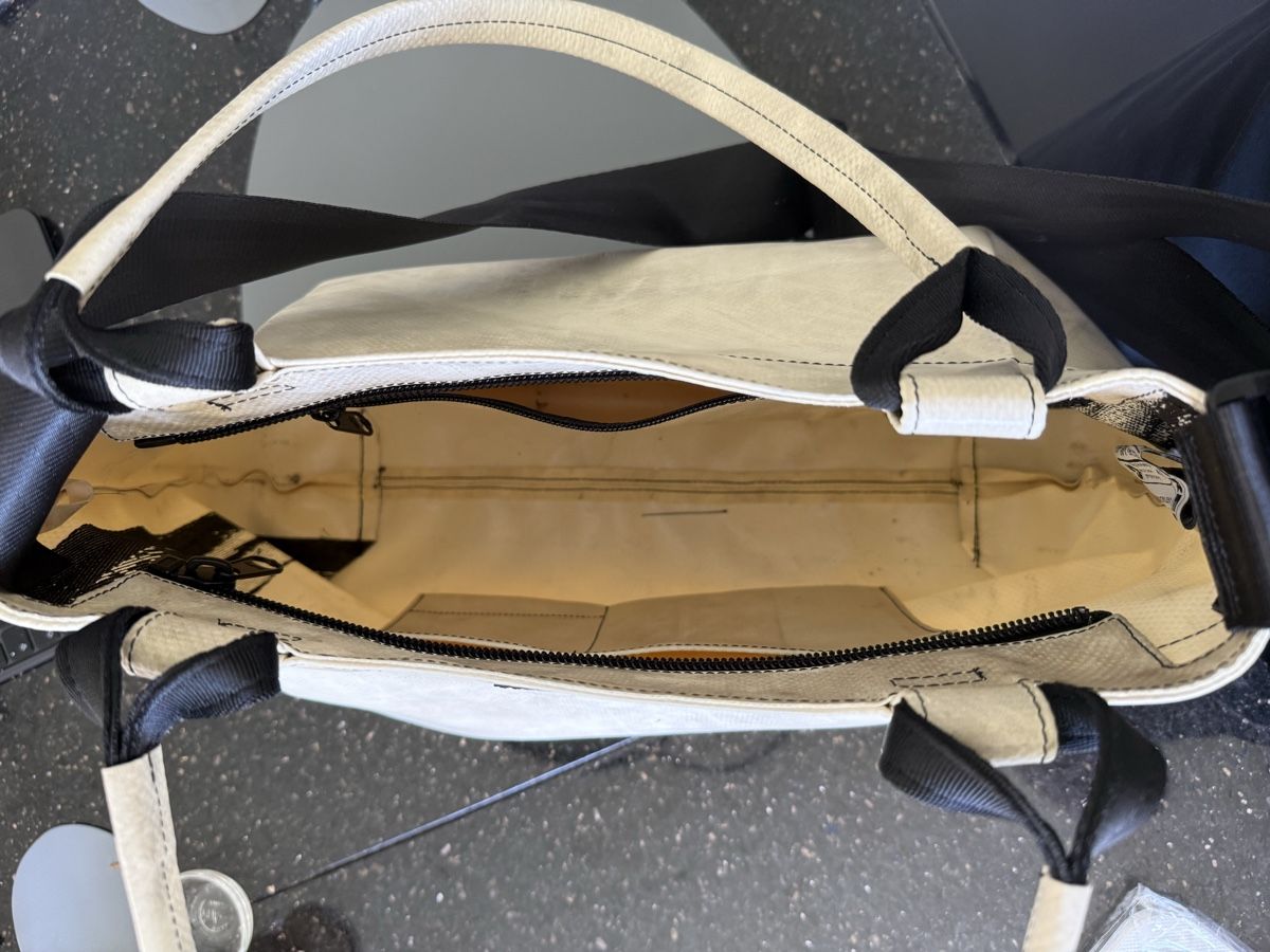 Freitag Borse da donna: Freitag Sally F551 – Nuovo (secondo la descrizione) da St. Niklaus VS venduto da DaDoLo 3