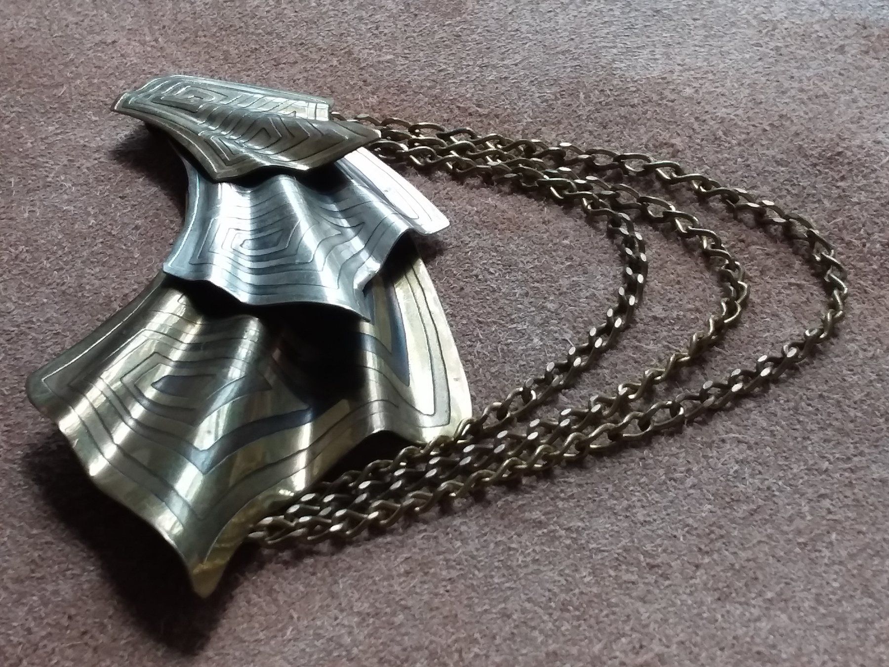 Broschen & Nadeln: Antike ART DECO signierte Luxus Brosche, ca 1920 – Gebraucht aus Zürich von sanwit 9