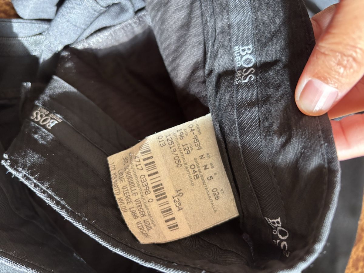 Hugo Boss Pantaloni: Hugo Boss trouser – Usato da Confignon venduto da Second_Hand_Ch 6