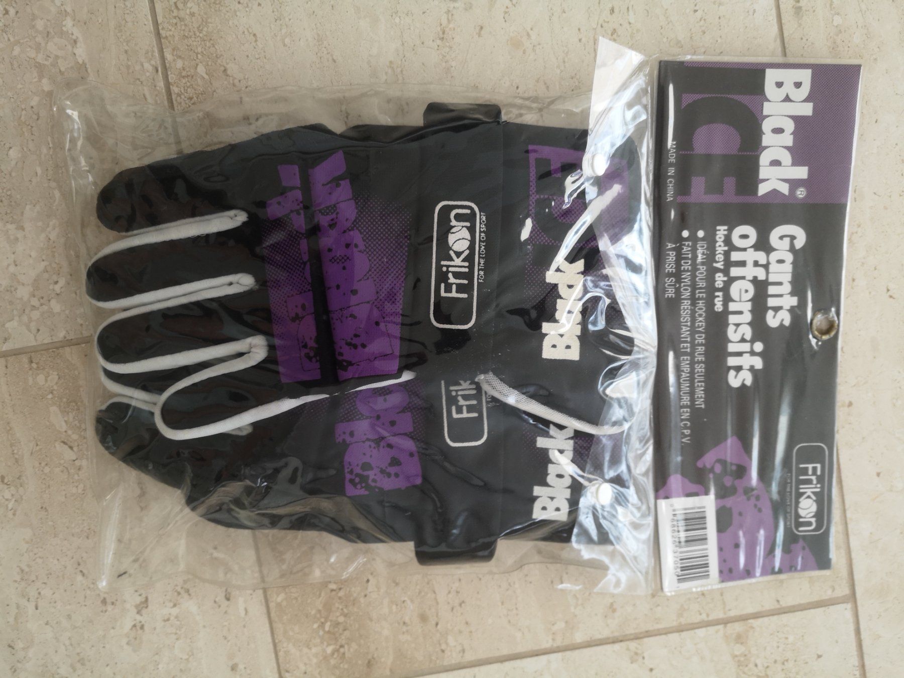 Protections: Hockey-Schoner – Neuf avec emballage d'origine à Lostorf par rubileo 1