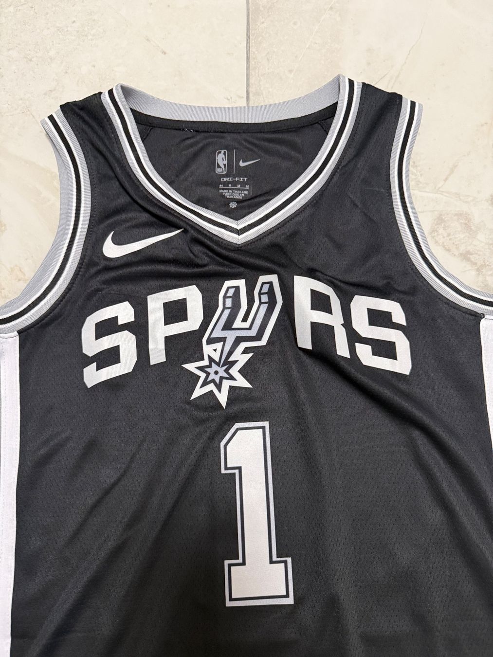 Canottiere & Pantaloni: San Antonio Spurs Victor Wembanyama – Nuovo (secondo la descrizione) da Bronschhofen venduto da leo_99hp 2