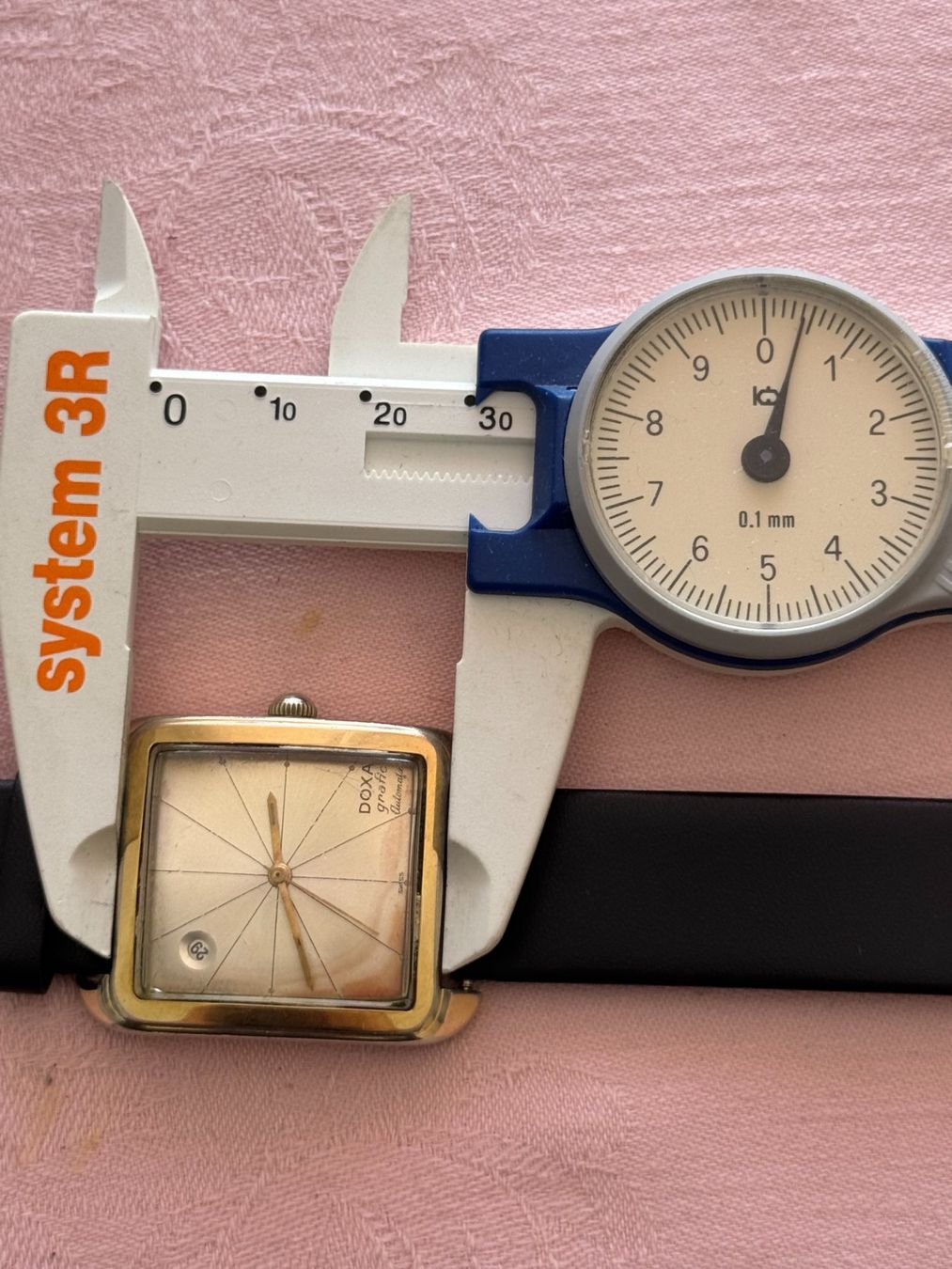 Doxa Uhren: Doxa Grafic Automatic Selten – Gebraucht aus Rorschach von Spektar 8