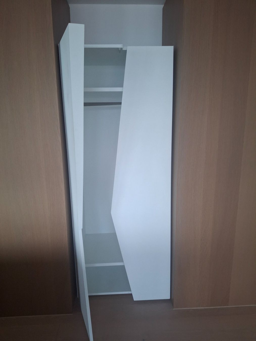Minotti Schränke: Minotti Schrank gebraucht – Gebraucht aus Zürich von agnesbluewin 1