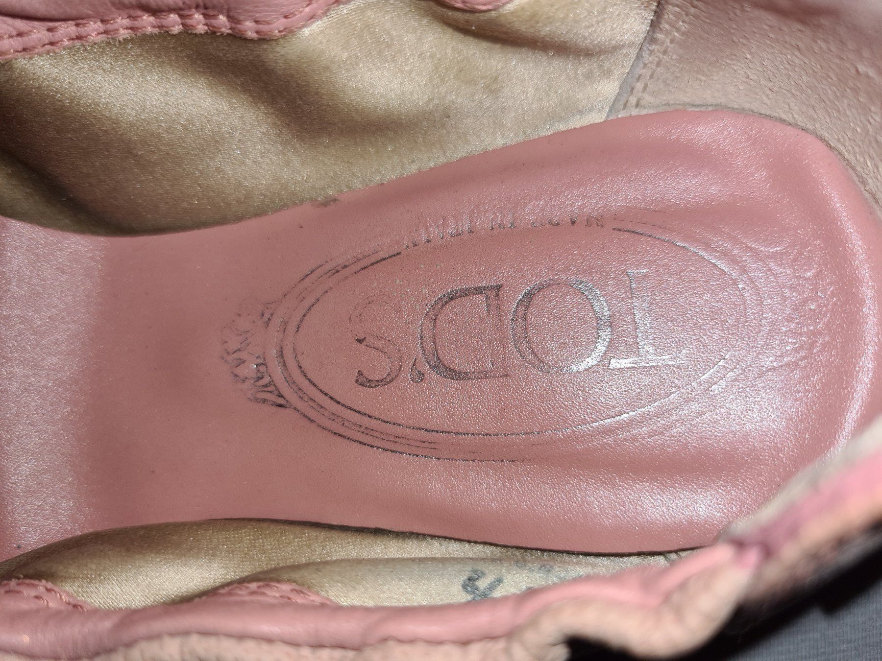 Damenschuhe: Rosa Ballerinas von Tod's Gr. 37.5 – Gebraucht aus Wettswil von urs_c9n7 3