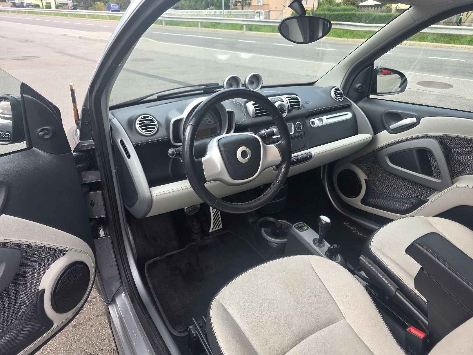 Smart Automobili: Smart fortwo mhd  – Usato da Fully venduto da inf_x75l 6