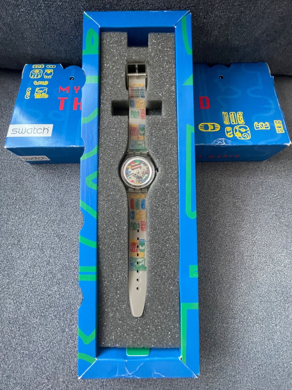 Swatch Montres: Swatch Mixba Mysteries if the World – D'occasion à Spreitenbach par Eidgnoss