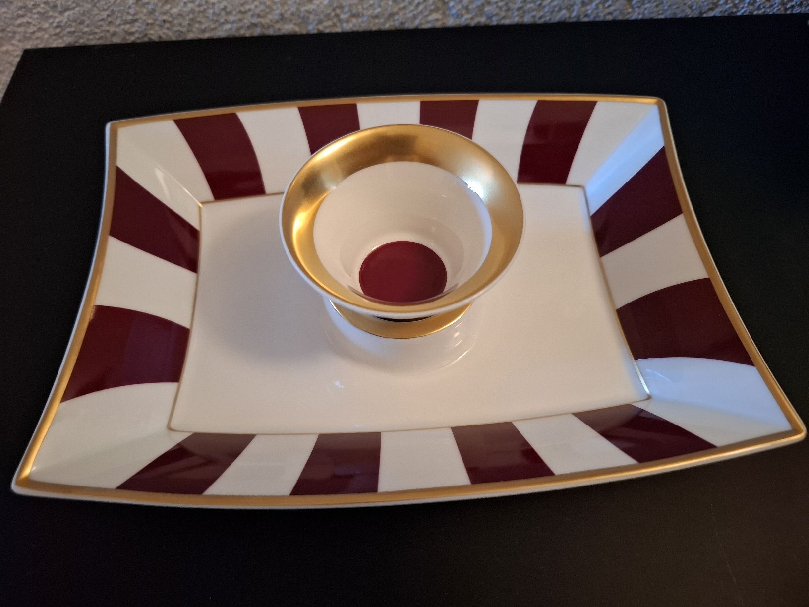 Bernardaud Teller: BERNARDAUD LIMOGES plat a CAVIAR – Gebraucht aus Yverdon-les-bains von mis_frz9