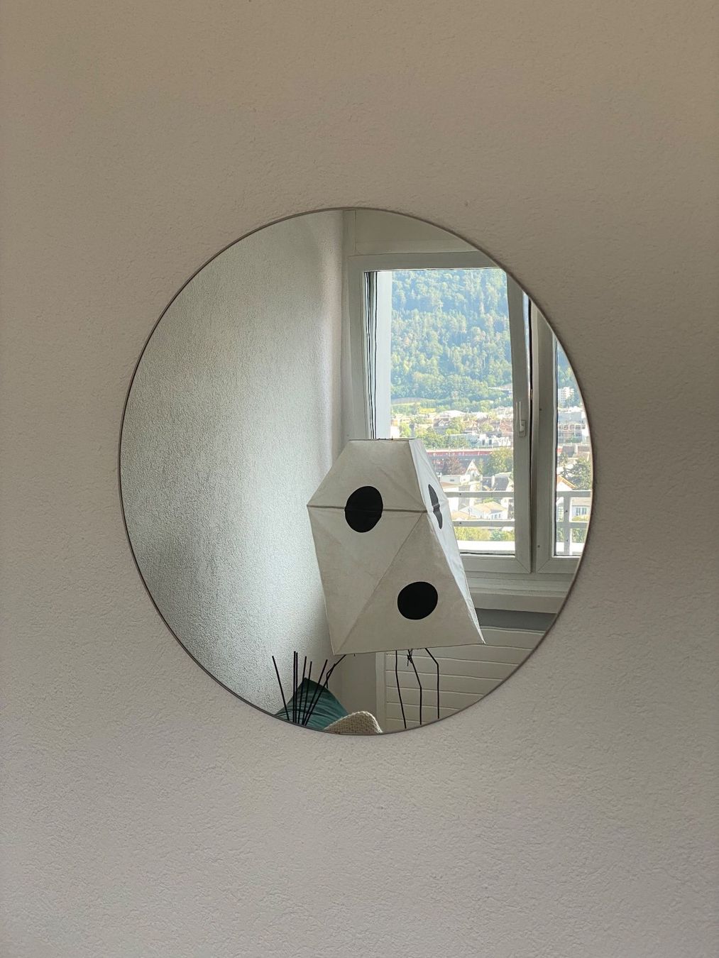 Spiegel: Runder Spiegel, Durchmesser 70 cm – Gebraucht aus Chur von ele_y8xl