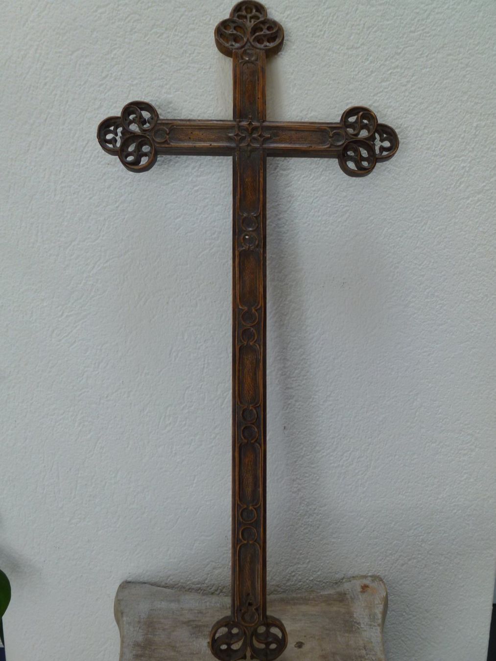 Sculptures & Statues: Antikes Gotik Kreuz – D'occasion à Esslingen par eintagammeer
