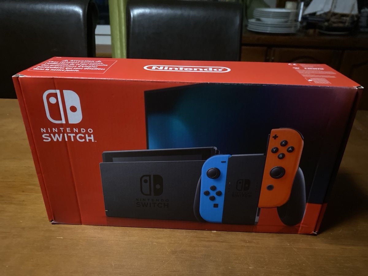Nintendo Konsolen: Nintendo Switch Konsole mit Originalverpackung gebraucht – Neu und originalverpackt aus Horgen von fil_r5gb 3