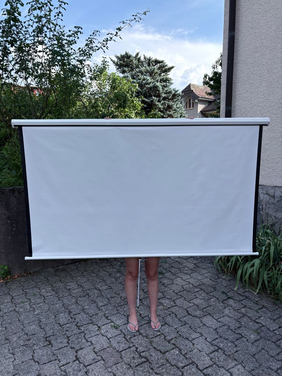 Autres accessoires: Écran de projection – Neuf (Voir description) à La Tour-de-Peilz par dim_v6qc