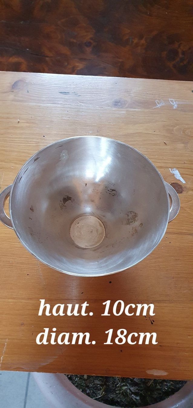 Ciotole: Petit saladier argenté – Usato da Moutier venduto da gvmv 1
