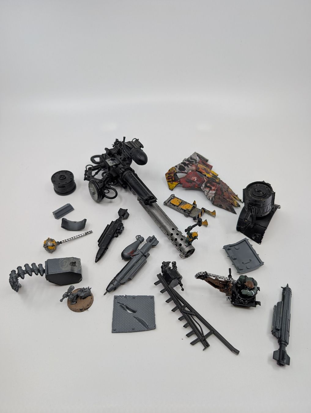 Kit di modellismo & Modellini statici: Warhammer 40k - Lot Orks - 16 figurines + canon Stompa – Usato da Lutry venduto da Brocantosaurus 1