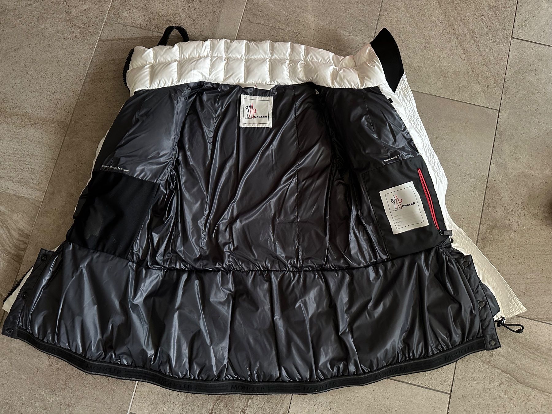 Moncler Gilet & Giacche senza maniche: Weste Moncler Grenoble – Nuovo (secondo la descrizione) da Ebikon venduto da nat_jzh5 1