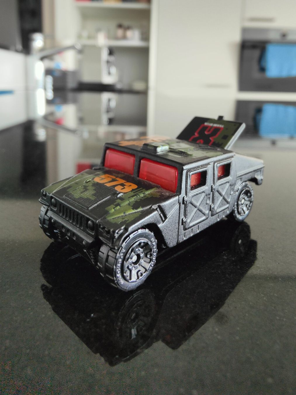 Matchbox Modellautos: Matchbox Hummer – Gebraucht aus Zuzwil SG von Atalanta75