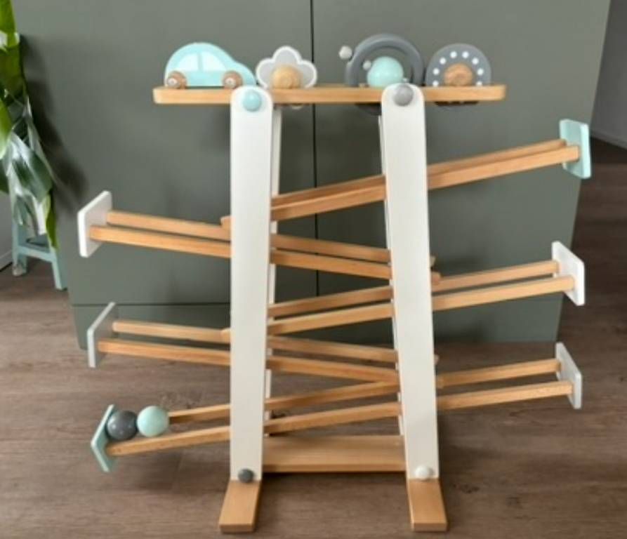 Spielzeuge: Holzkugelbahn Pinolino  – Gebraucht aus Sursee von leni.leni