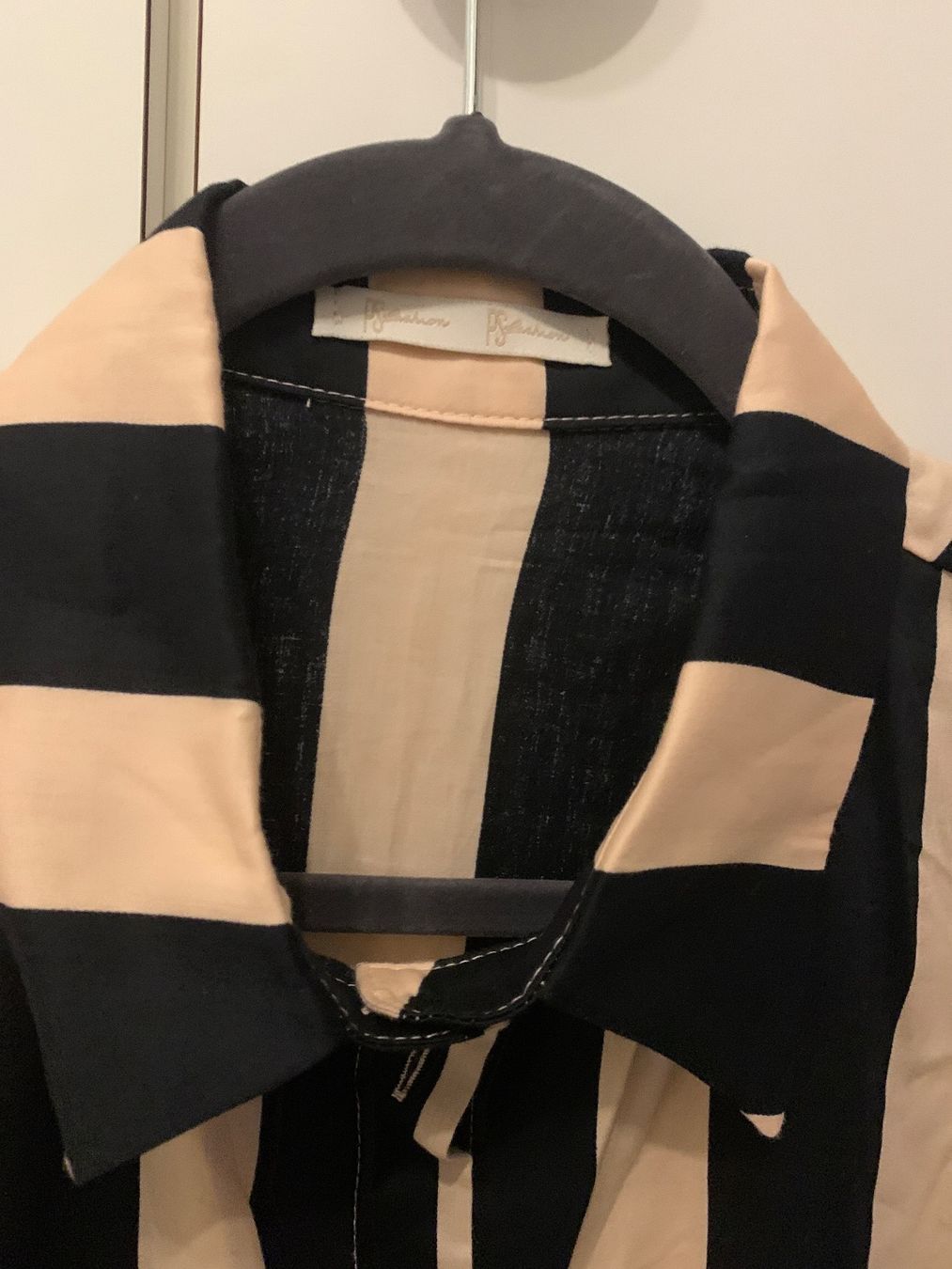 Chemisiers: Neue Bluse – Neuf avec emballage d'origine à Lausen par tiguan07 1