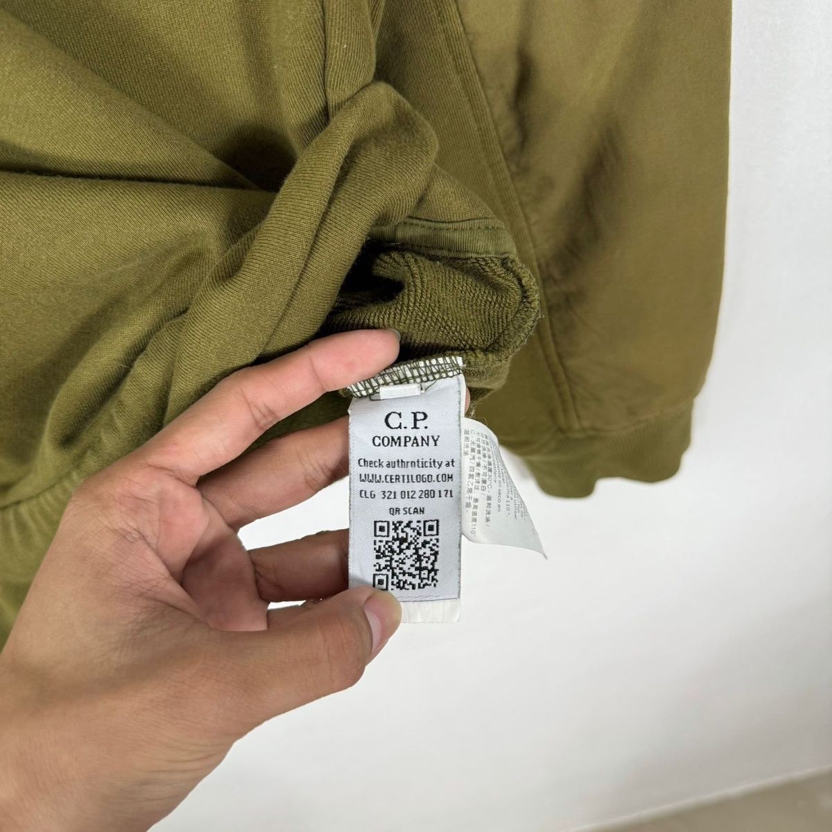 CP Company Maglioni & Felpe: Sweat C.P. Company Lens Vert Olive Kaki Taille XL #40 – Nuovo (secondo la descrizione) da Hauterive NE venduto da Leo_o 4