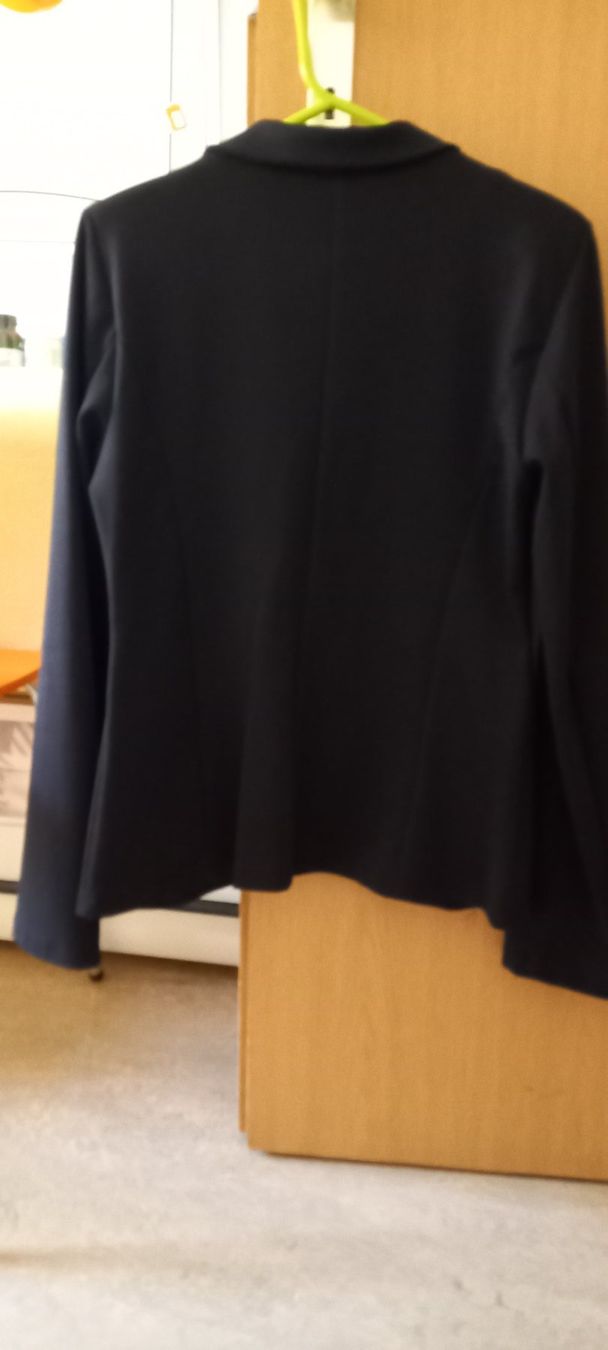 Jacken: schwarzer Blazer – Gebraucht aus Frick von sika1960 1