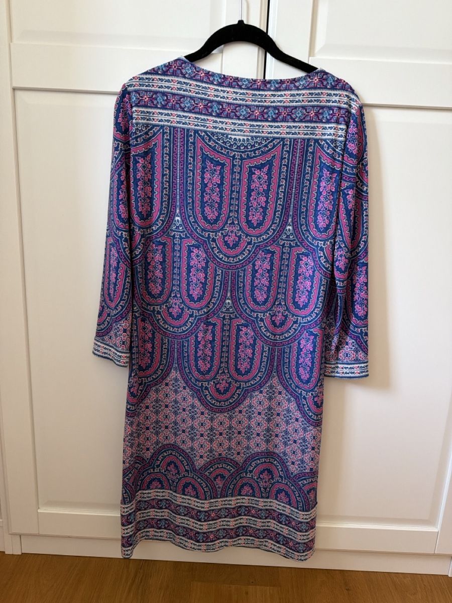 Vestiti: BCBGMAXAZRIA Dress. Size S. Patterned. Beautiful! – Usato da Stallikon venduto da RTagel 3