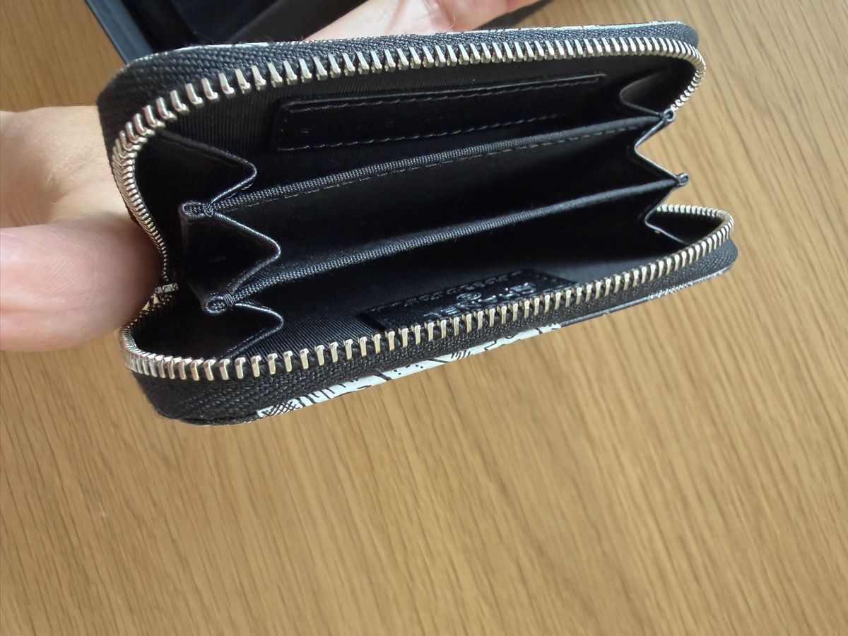Chanel Portemonnaie: Chanel, petit porte-monnaie  – Gebraucht aus Cernier von 1234V 1