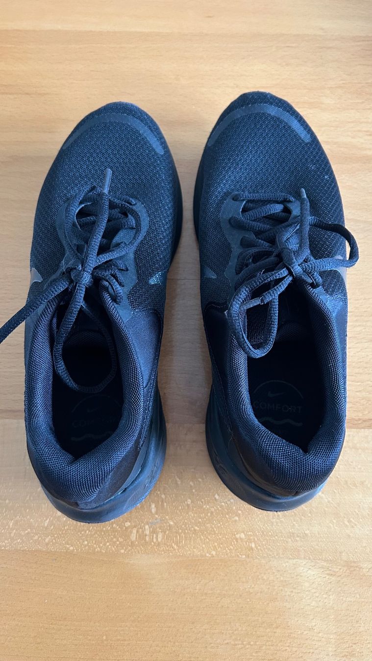 Nike Chaussures hommes: Nike Revolution 7 / Gr. 42 – D'occasion à Dotzigen par rapunzel03 5