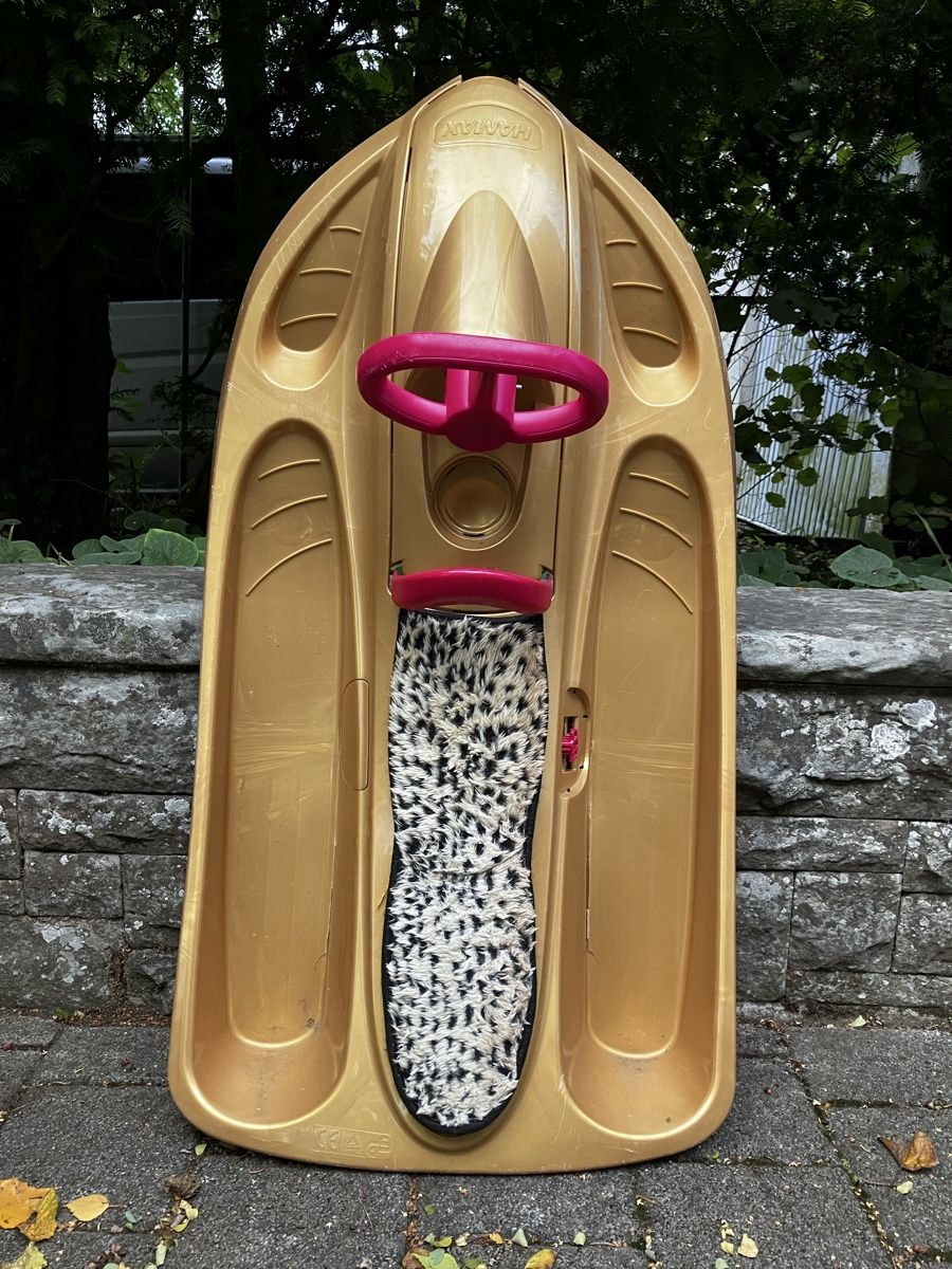 Hamax Schlitteln: Hamax Bob Schlitten Gold – Gebraucht aus Winterthur von Csmith 1
