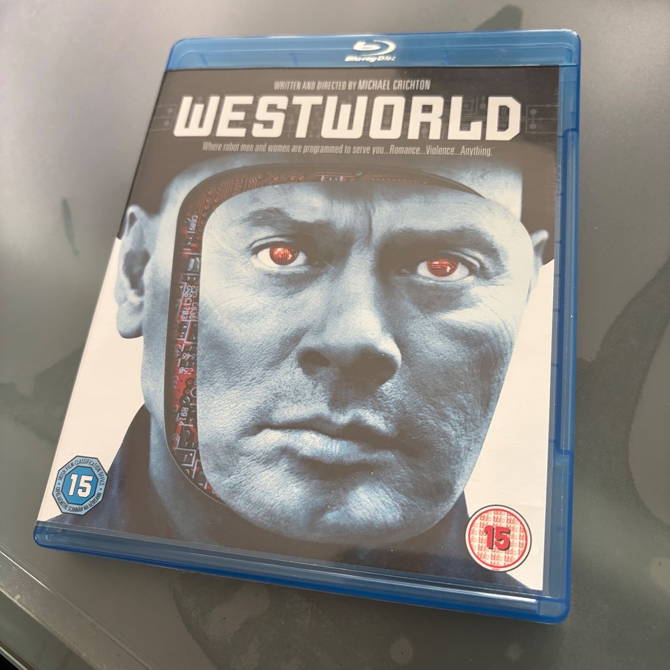 Tutti i DVDs: Westworld (Blu-ray, UK-Version; Region B) NEU – Nuovo (secondo la descrizione) da Schaffhausen venduto da AMJoho