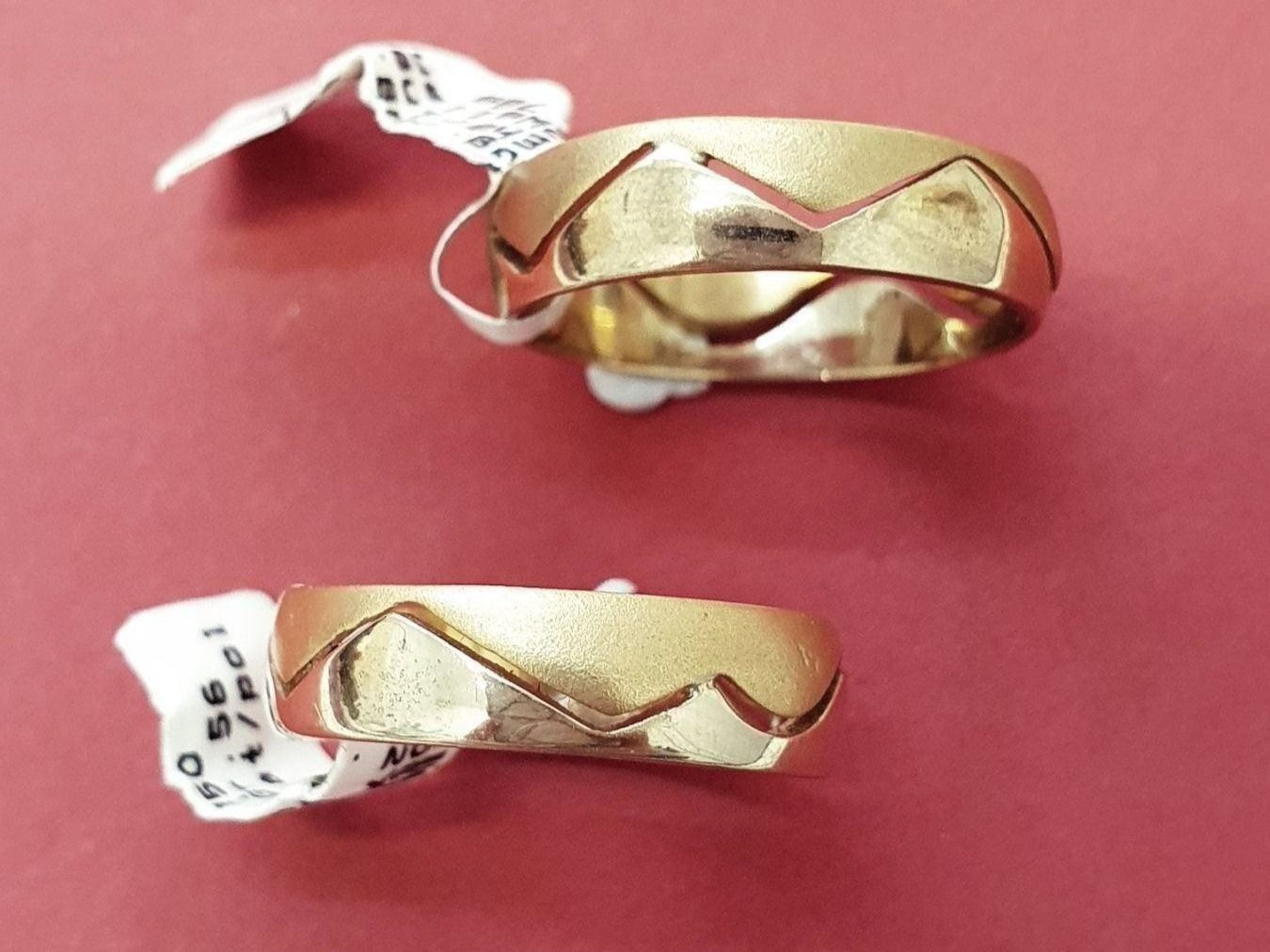 Bagues: Neue Eheringe in 750 Gold, 18 Karat – Neuf (Voir description) à Unterägeri par Altgoldschmuck 1
