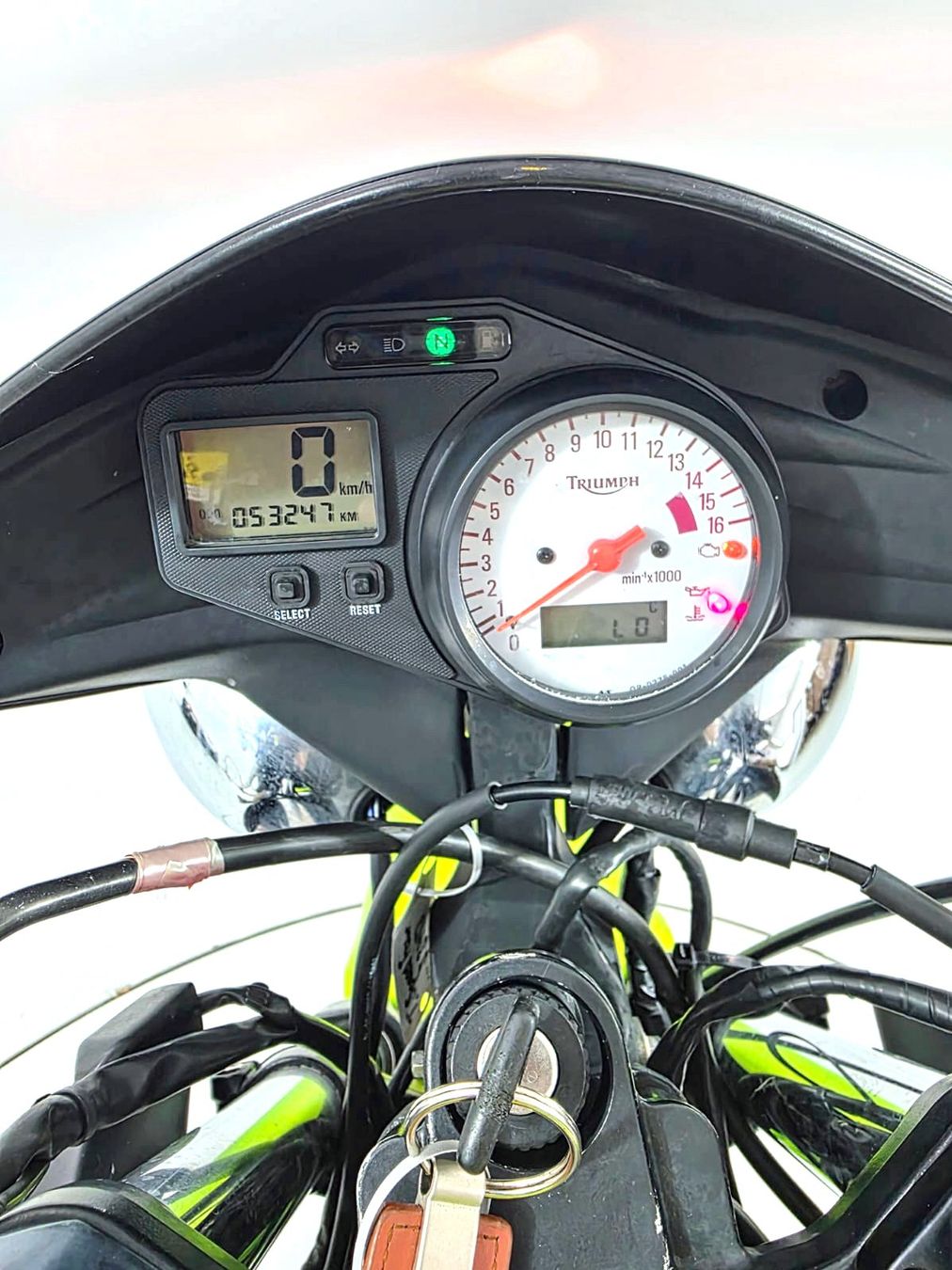 Triumph Strada: Triumph Speed Four – Usato da Winterthur venduto da MCW 8