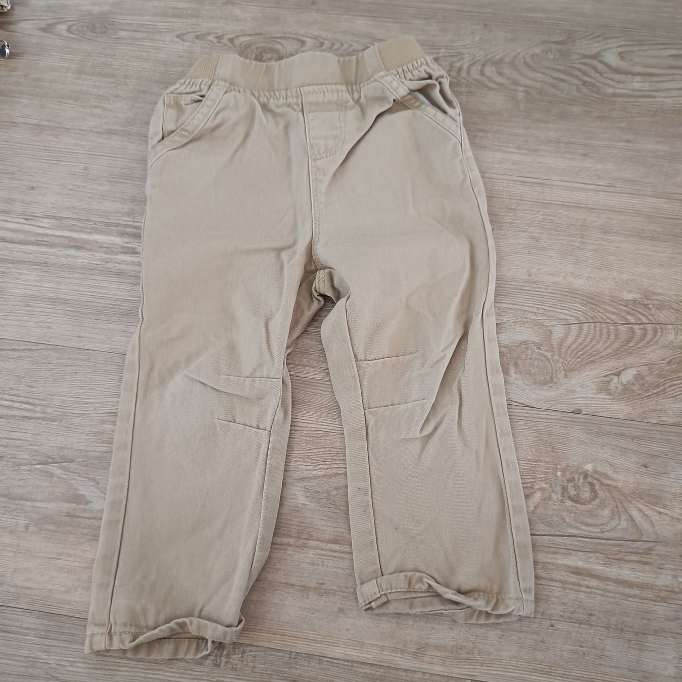 Pantalons: Hose Grösse 80 – D'occasion à Jaberg par urig17.