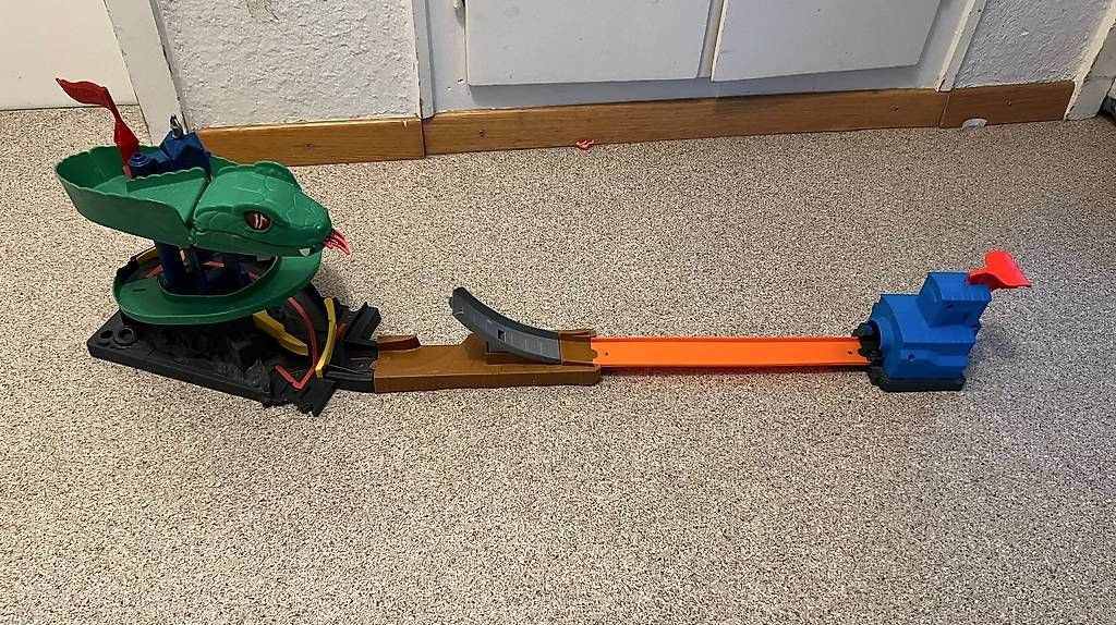 Piste: Hot Wheels Bahn Snake – Usato da Bern venduto da Aniba23 2