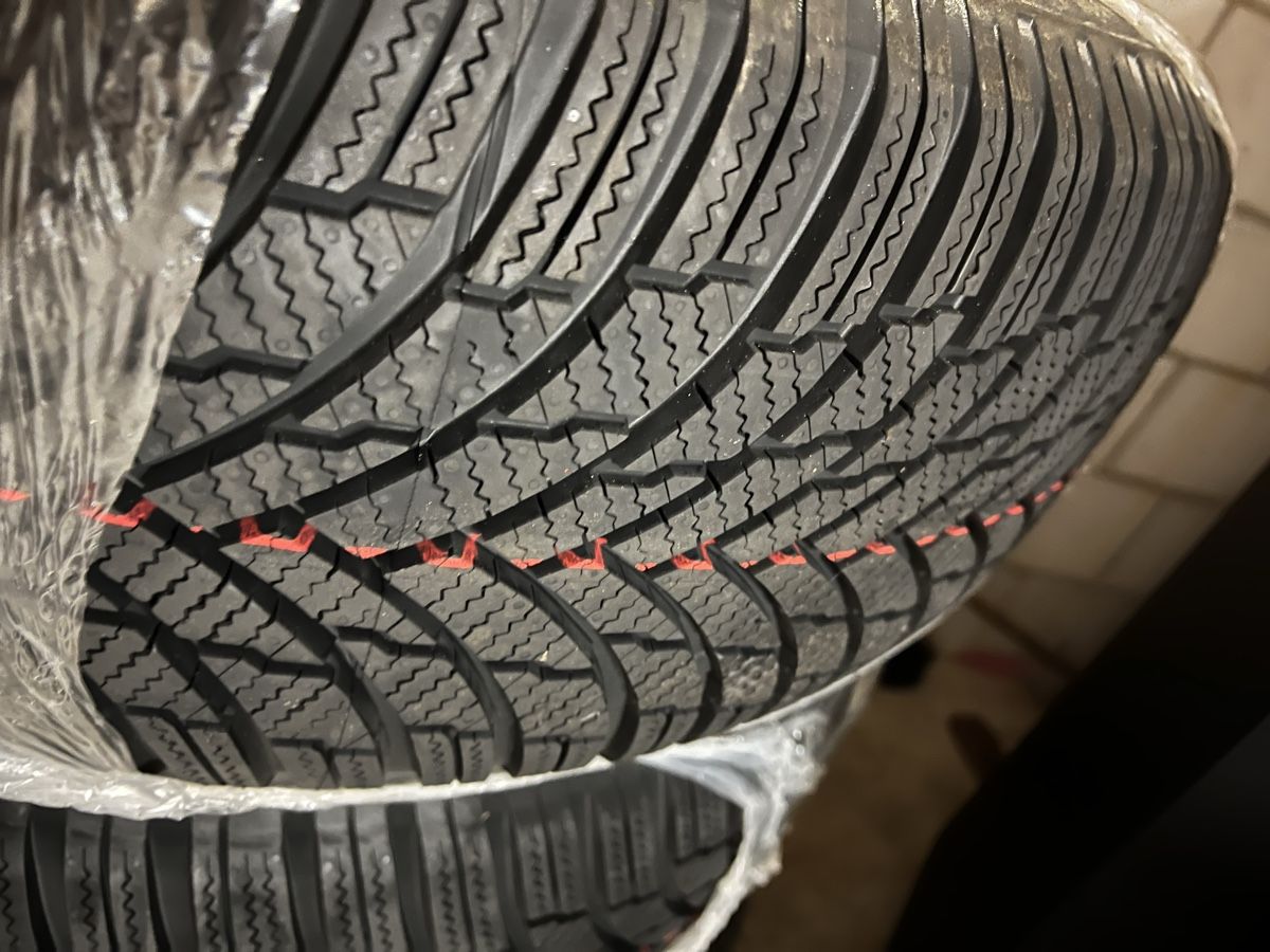 Firestone Pneumatici & Ruote complete: Winterreifen 255/60 r18 – Nuovo e nell'imballaggio originale da Innertkirchen venduto da AR123-2007 2