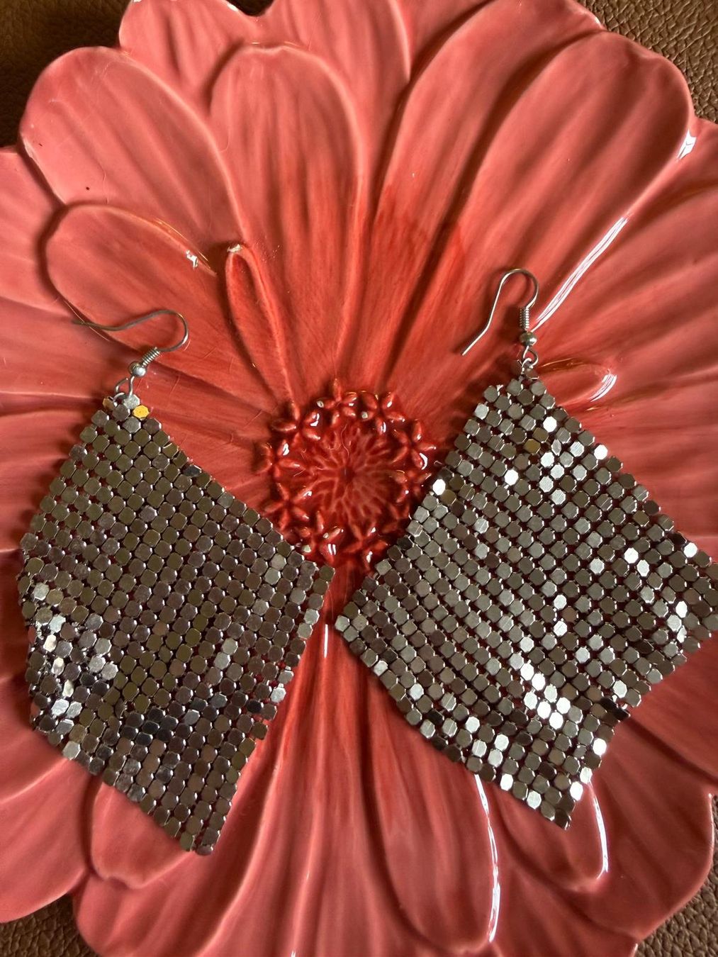 Ohrringe & -stecker: Große silberfarbene Statement-Ohrringe – Modeschmuck – Gebraucht aus Neerach von Meli_sara