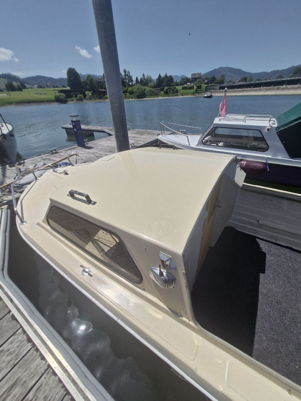 Yamaha Barche: Fischerboot mit Kabine und Yamaha Motor 8 PS – Usato da Einsiedeln venduto da absolut05 4