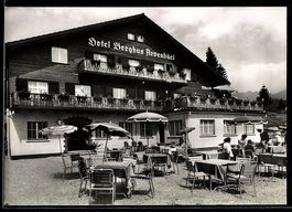 AK Amden am Walensee, Hotel Berghus Arvenbüel, Terrasse mit 