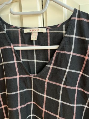 Neue schwarze Bluse von Esprit