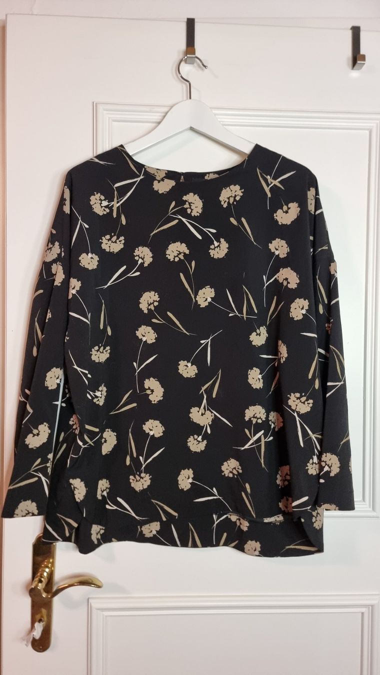 Camicette: Schicke Bluse Gr. 40/L schwarz beige Blumenmuster – Usato da Wald ZH venduto da CapLux 1
