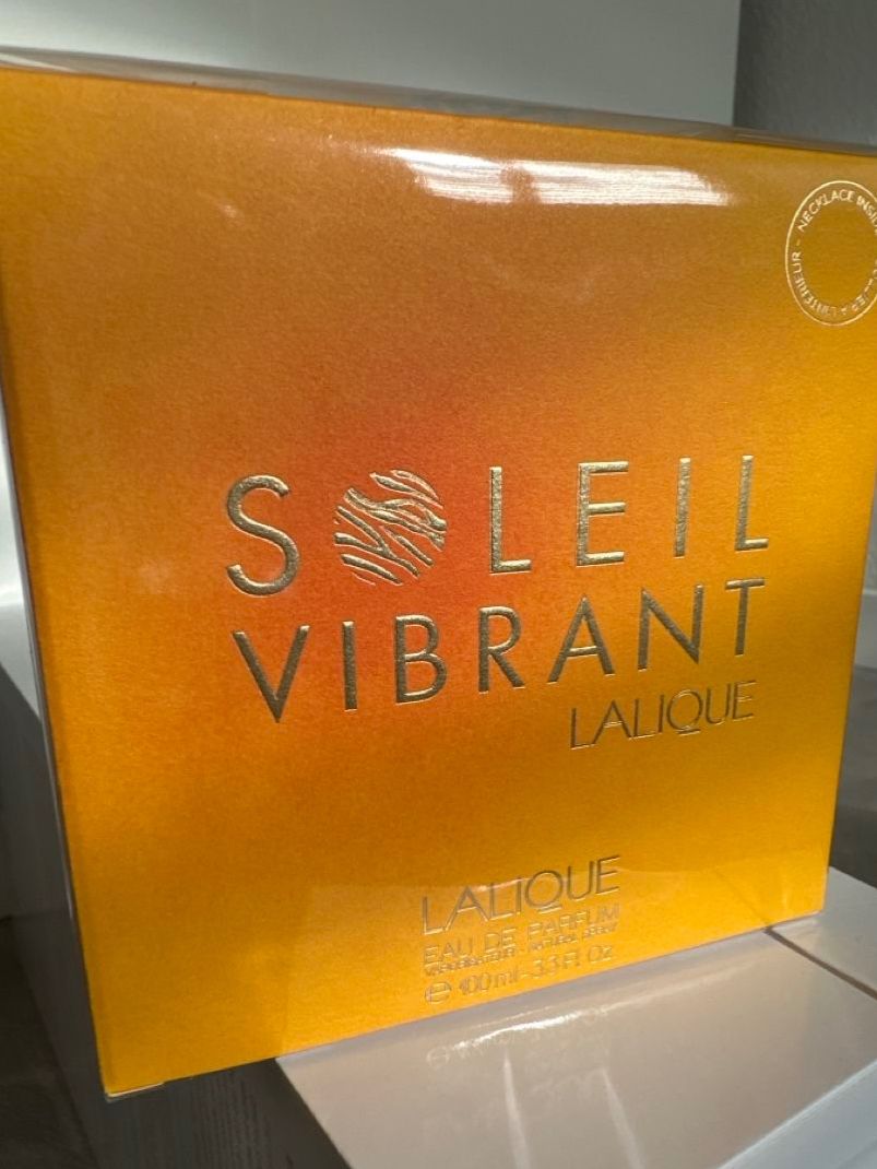 Lalique Profumi & Eau de Toilette: LALIQUE Soleil Vibrant Eau de Parfum 100ml – Nuovo e nell'imballaggio originale da Dietikon venduto da vithya88 1