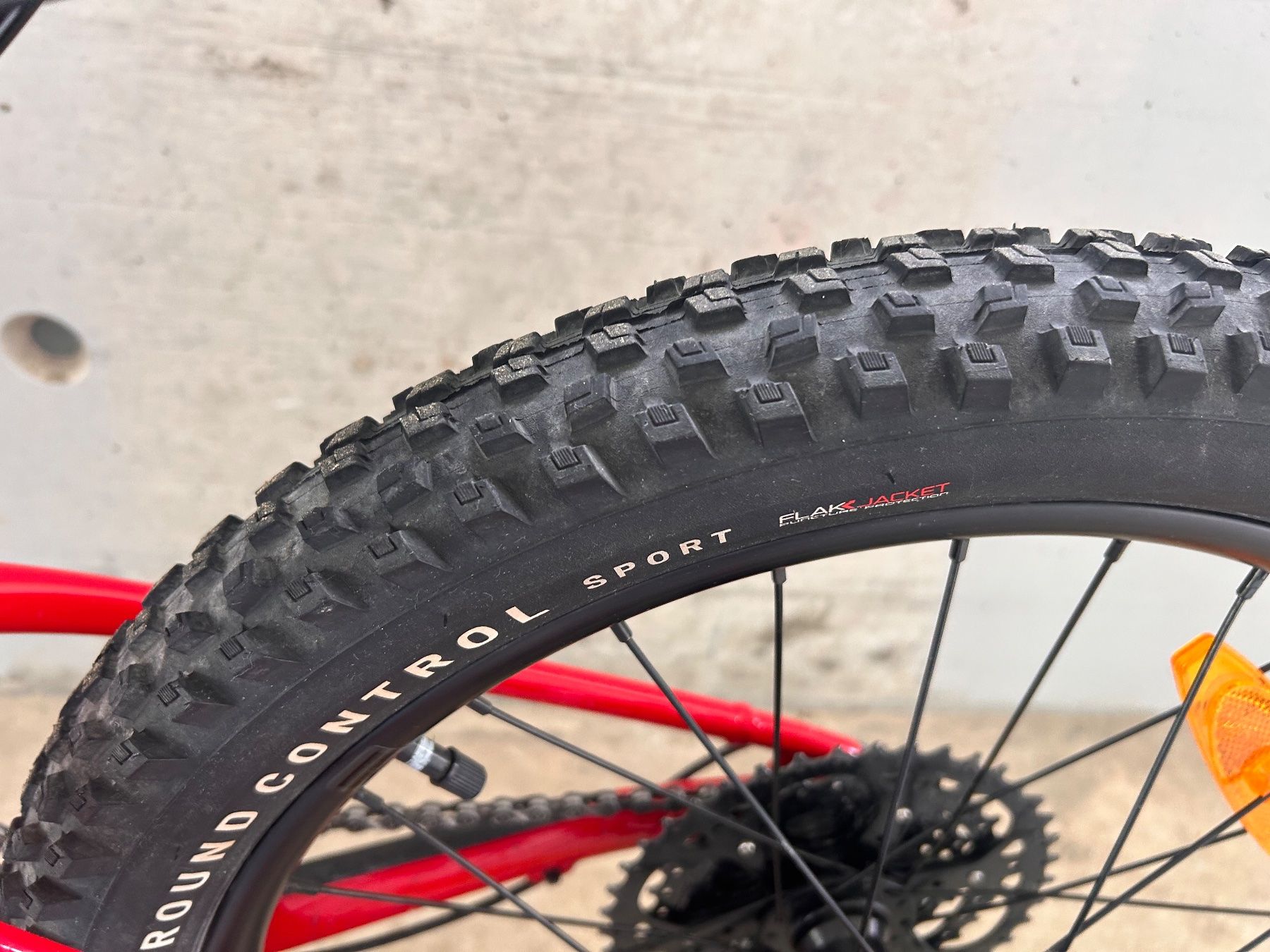 Specialized Biciclette: Kindervelo Specialized Riprock 20 – Usato da Zürich venduto da Sam_2x7q 8