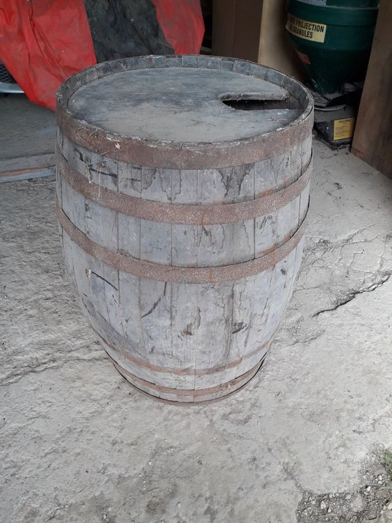 Tonneau en bois Kaufen auf Ricardo