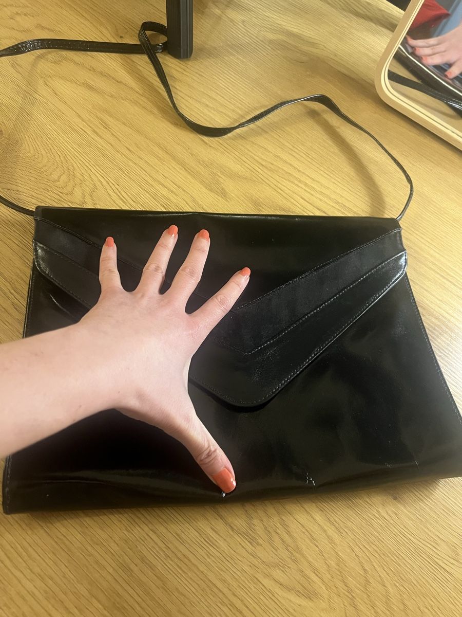 Taschen für Damen: Vintage Ledertasche Schwarz – Gebraucht aus Zürich von giulina8 4