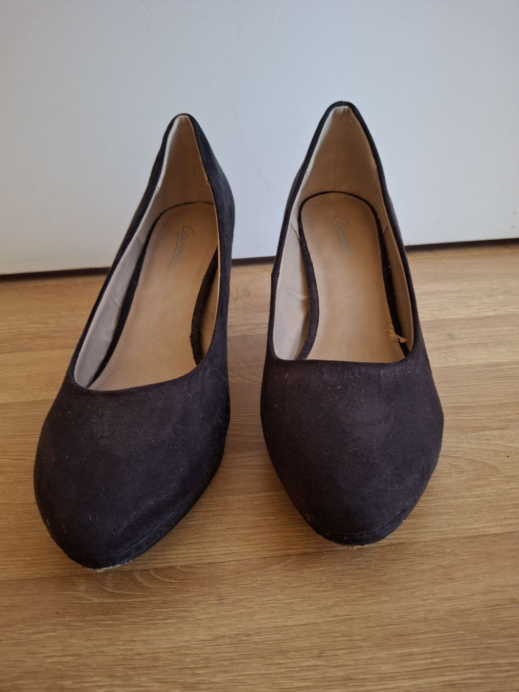 Scarpe da donna: Escarpins noirs élégants, pointure 41 – Usato da Murten venduto da laeti692