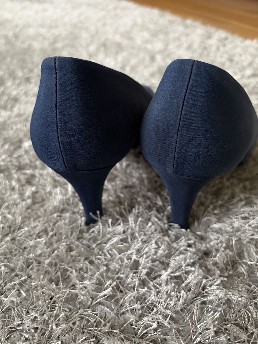 Prada Scarpe da donna: Prada Milano Navy Blue Heels – Usato da Brislach venduto da edu_t6pq 8