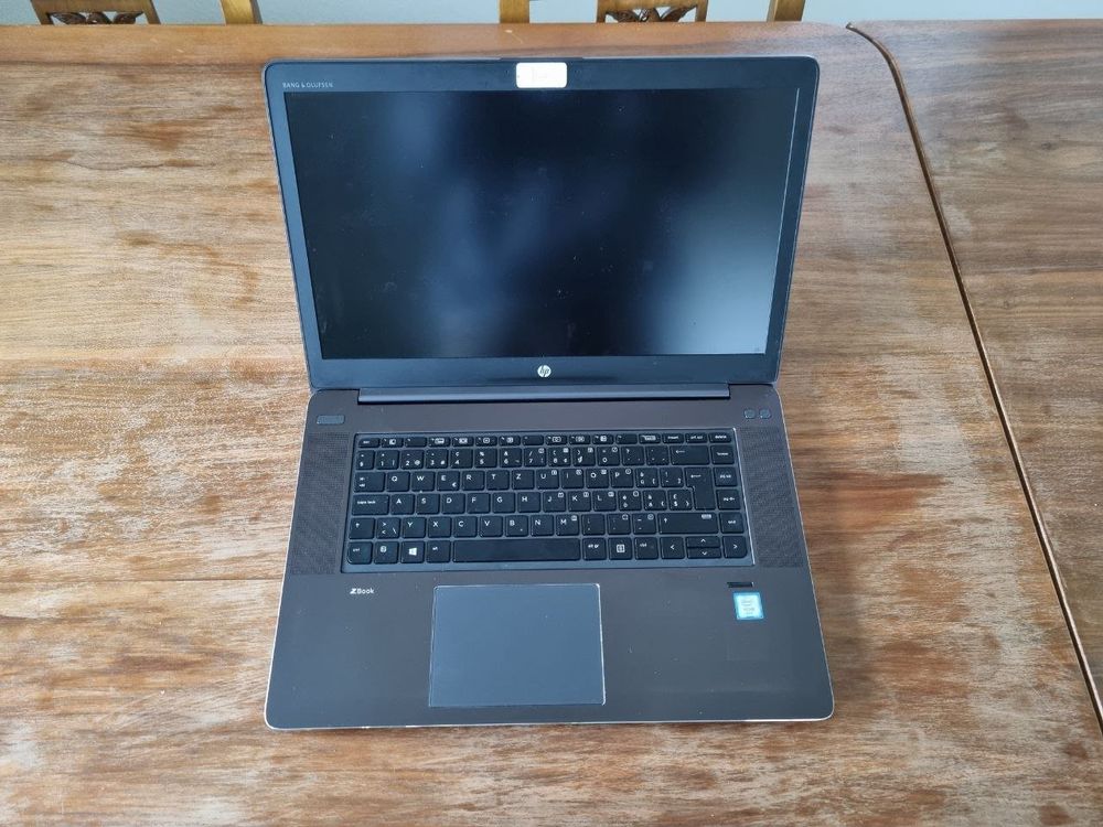 HP ZBook Studio G3 15" Top Specs inkl. Docking Station Kaufen auf Ricardo