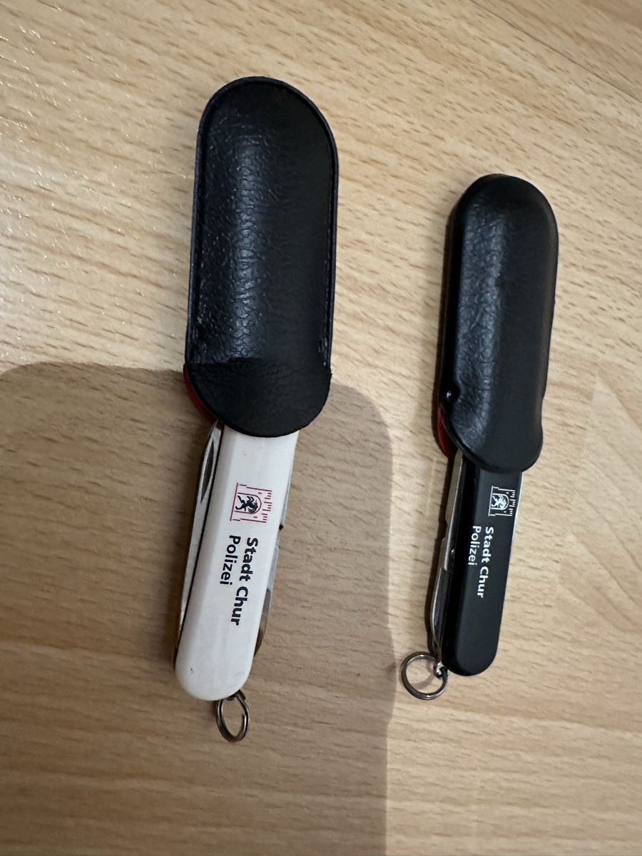 Victorinox Taschenmesser: 2x Sackmesser – Neu (gemäss Beschreibung) aus Chur von Sim7000 2