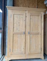 Ancienne armoire en bois
