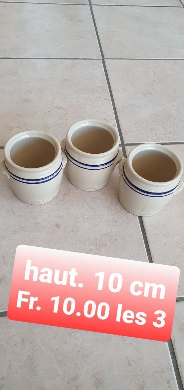 Alle Dekorationen: 3 pots – Neu (gemäss Beschreibung) aus Moutier von gvmv